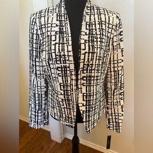 NWT Tahari 8 blazer